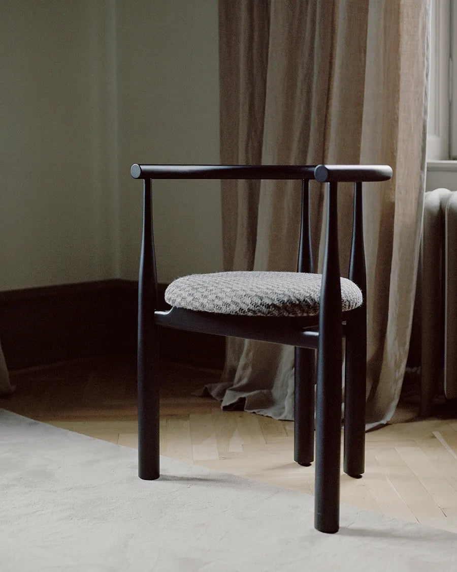 Bukowski Chair, Schwarz von New Works - 4 - Jacobsen Plus