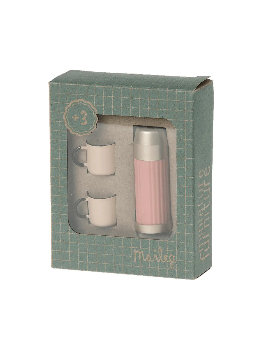 Miniatur-Thermokrug und Tassen von Maileg - 2 - Jacobsen Plus
