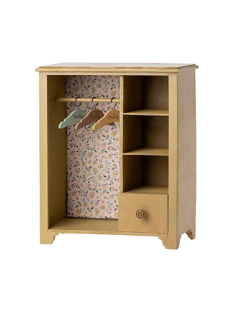 Miniatur-Garderobenschrank von Maileg - 1 - Jacobsen Plus