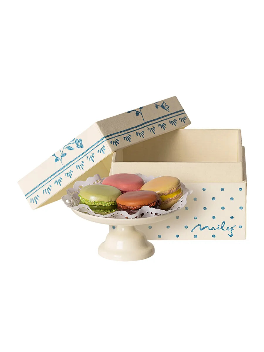 Macarons auf Kuchenplatte von Maileg - 1 - Jacobsen Plus