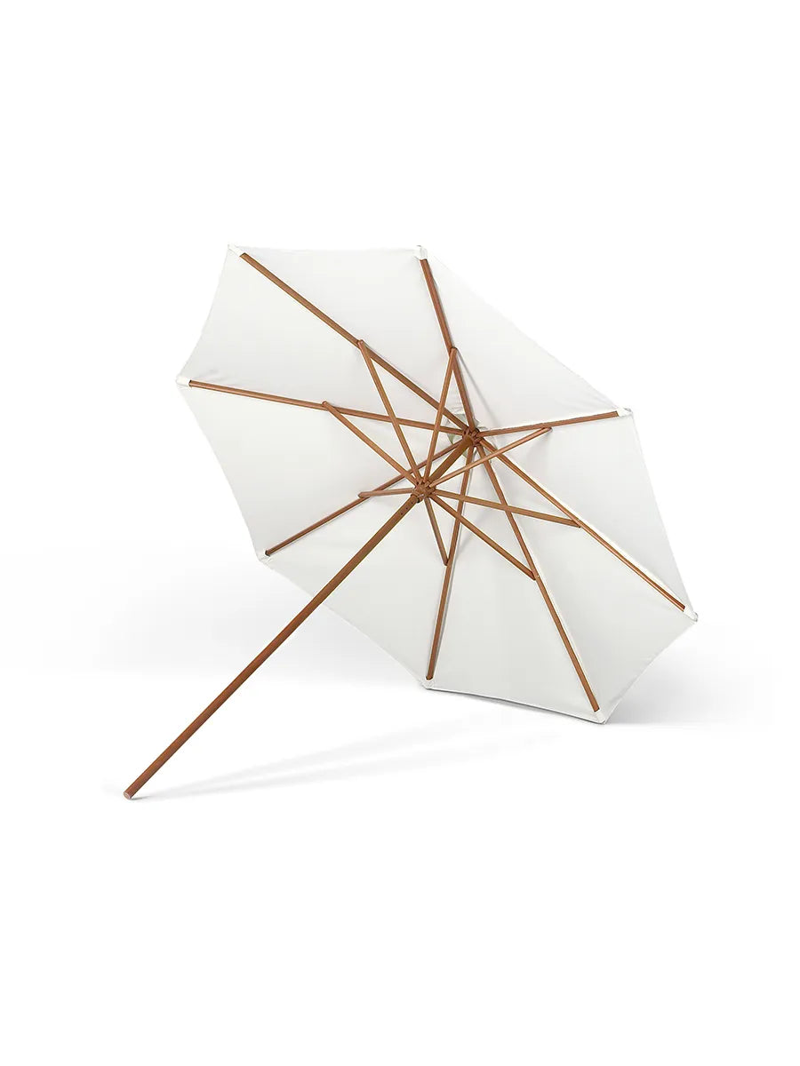 Skagerak Messina Sonnenschirm Ø270 von Fritz Hansen - 1 - Jacobsen Plus