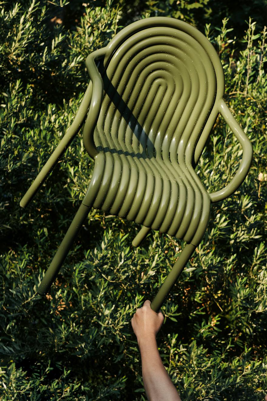 Groove Arm Chair fra Tom Dixon - 2 - Jacobsen Plus