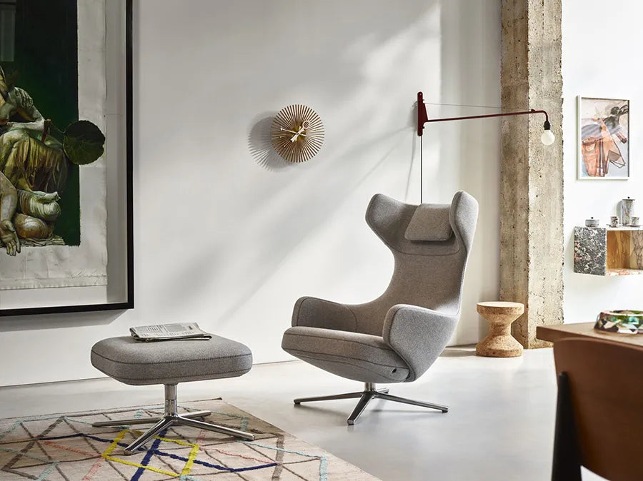 Grand Repos Lænestol, cream/dark brown fra Vitra - 3 - Jacobsen Plus