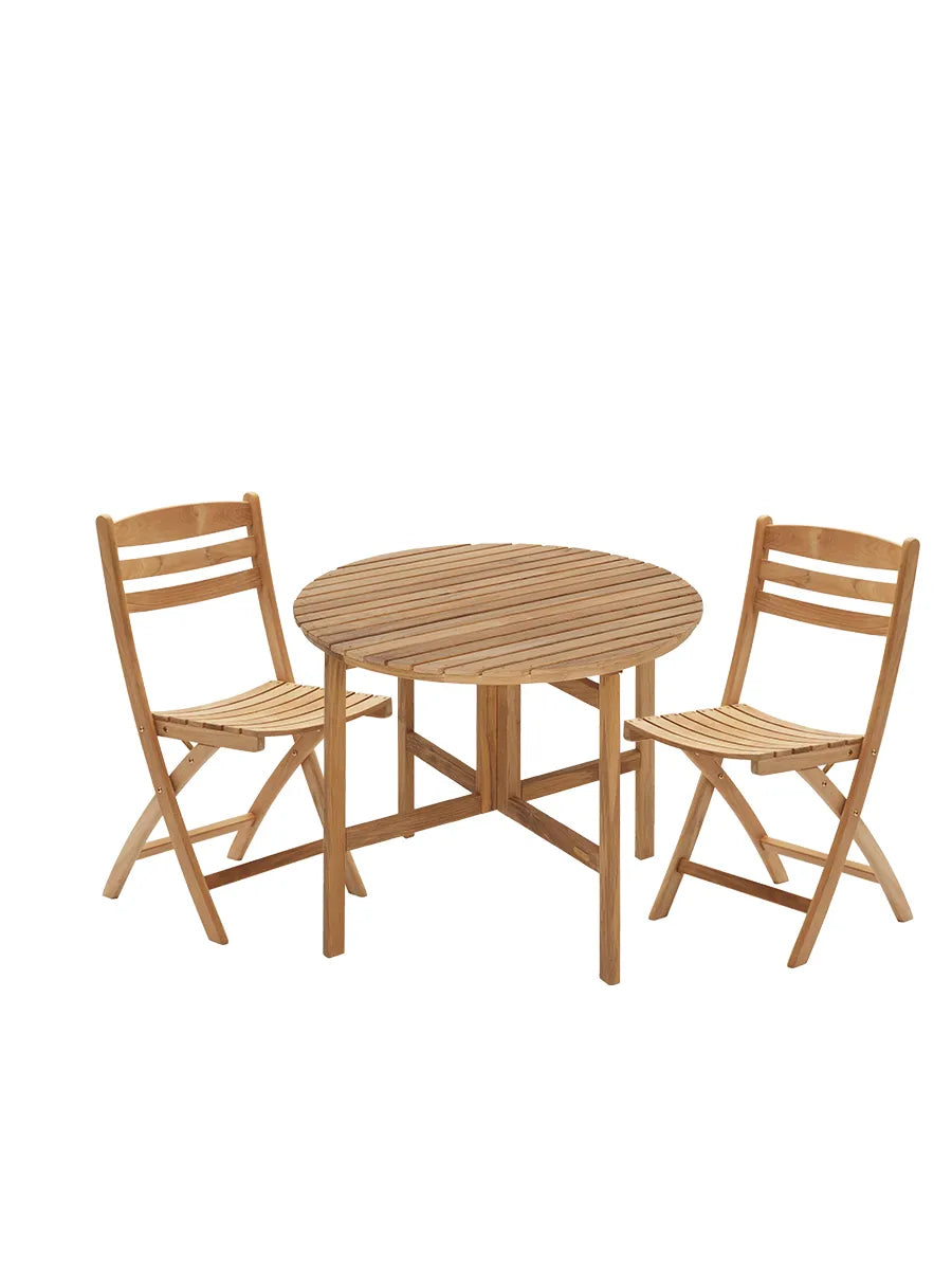 Skagerak Selandia Sæt, 2 Stühle und Ø 94 Tisch von Fritz Hansen - 1 - Jacobsen Plus