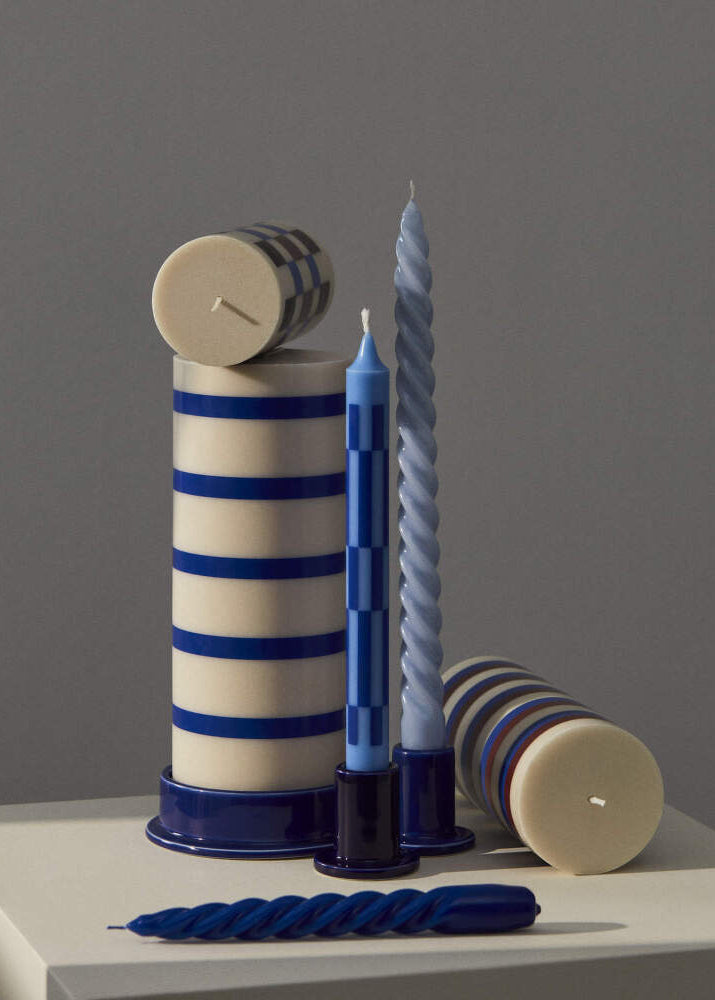 Column Kerzenhalter Large, blau von HAY - 2 - Jacobsen Plus