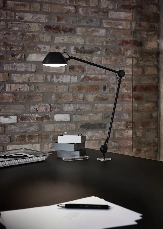 AQ01 Tischleuchte von Fritz Hansen - 2 - Jacobsen Plus