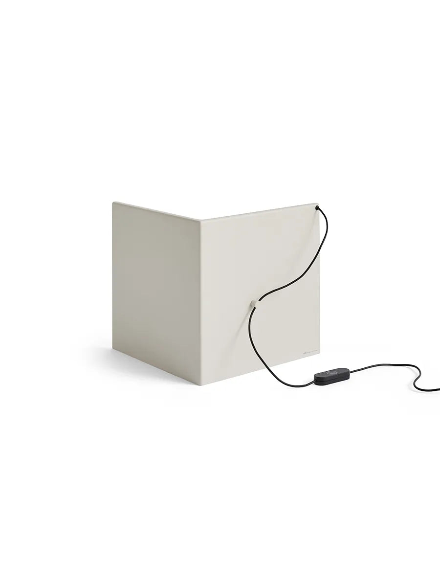 LBM Corner Tischleuchte von HAY - 3 - Jacobsen Plus