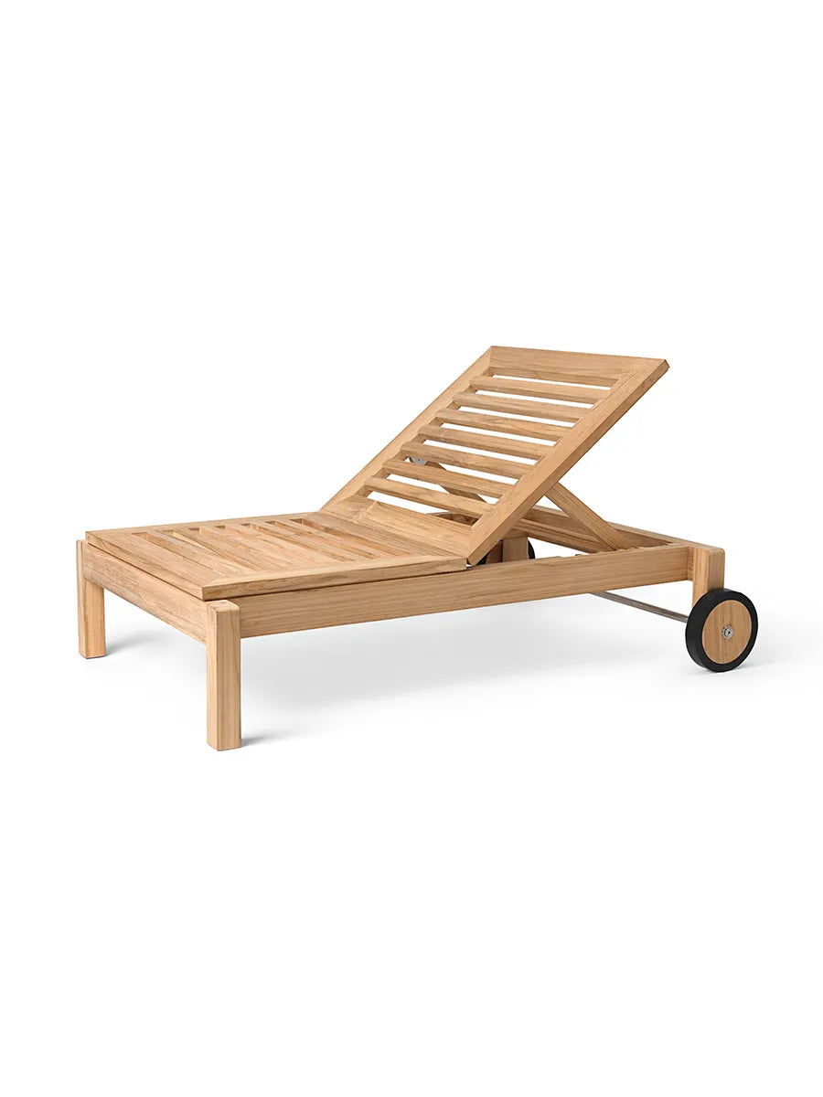 AH604 Outdoor Lounger von Carl Hansen & Søn - 1 - Jacobsen Plus