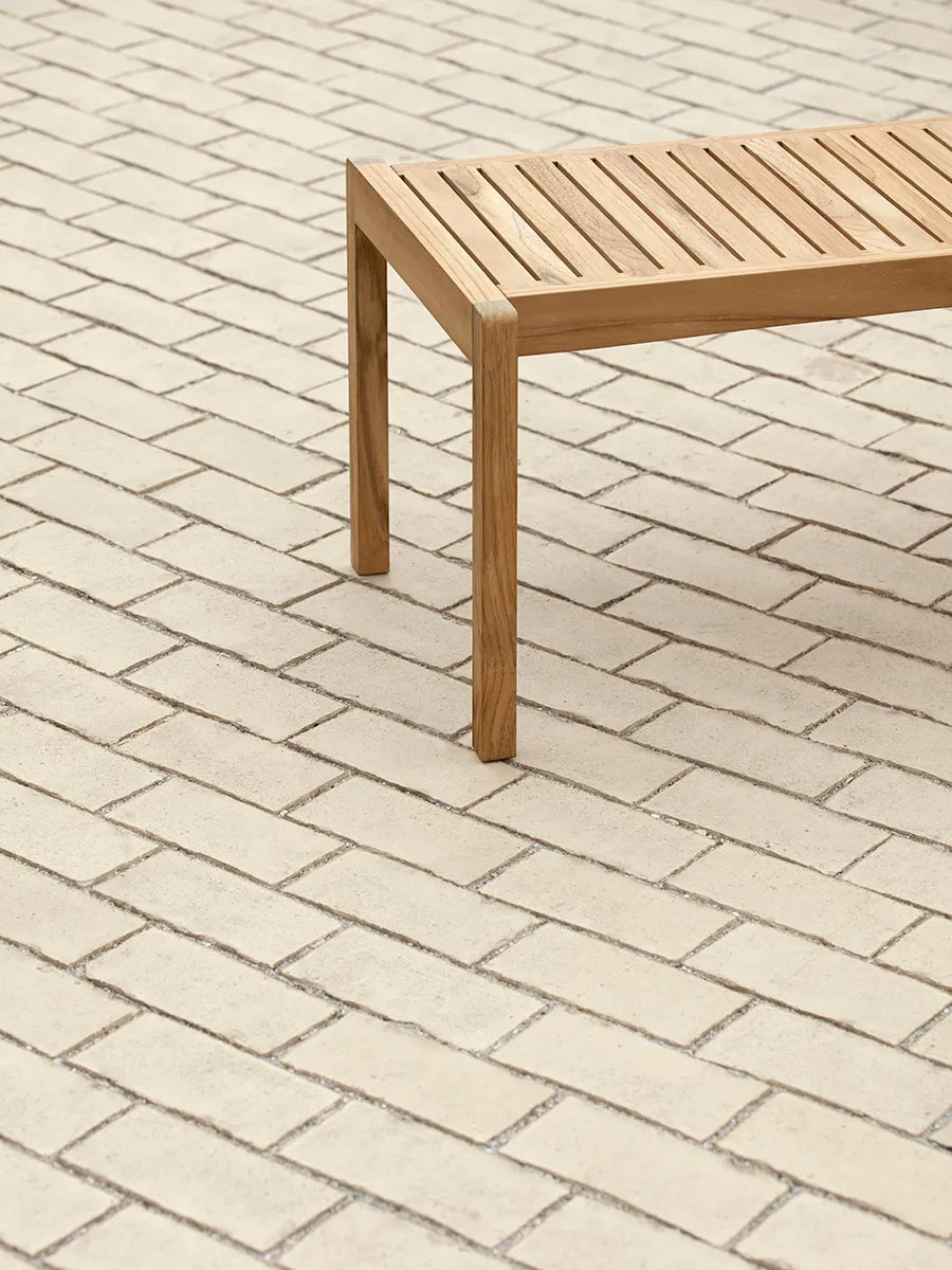 AH912 Outdoor Tischbank von Carl Hansen & Søn - 2 - Jacobsen Plus