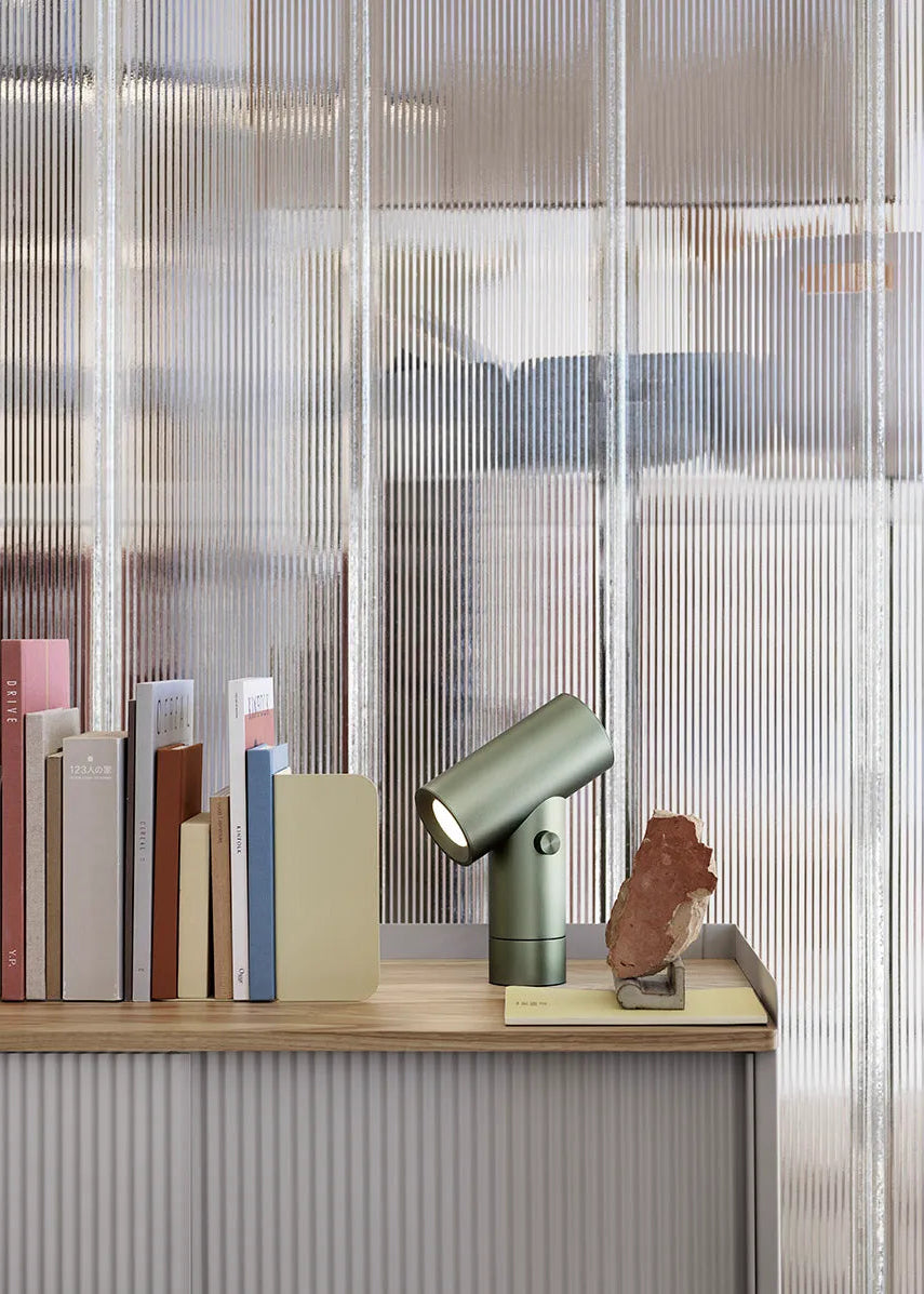 Beam Table Lamp von Muuto - 2 - Jacobsen Plus