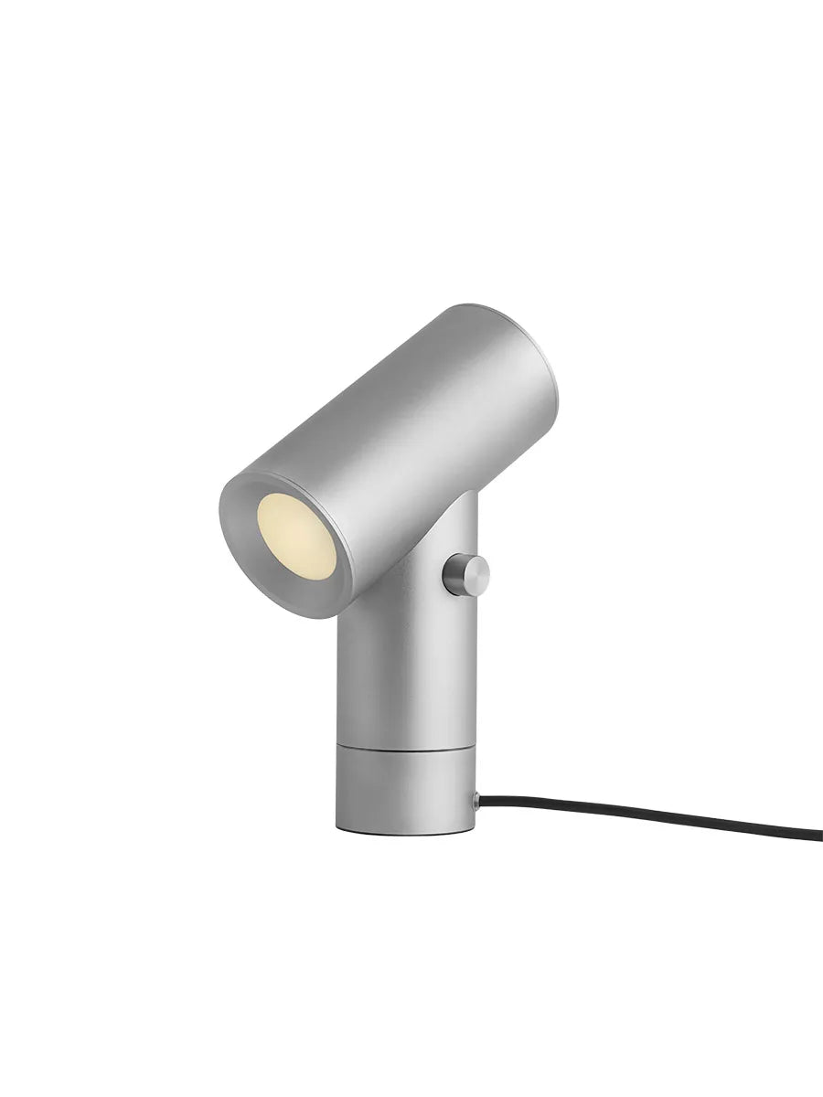 Beam Table Lamp von Muuto - Aluminium - Jacobsen Plus