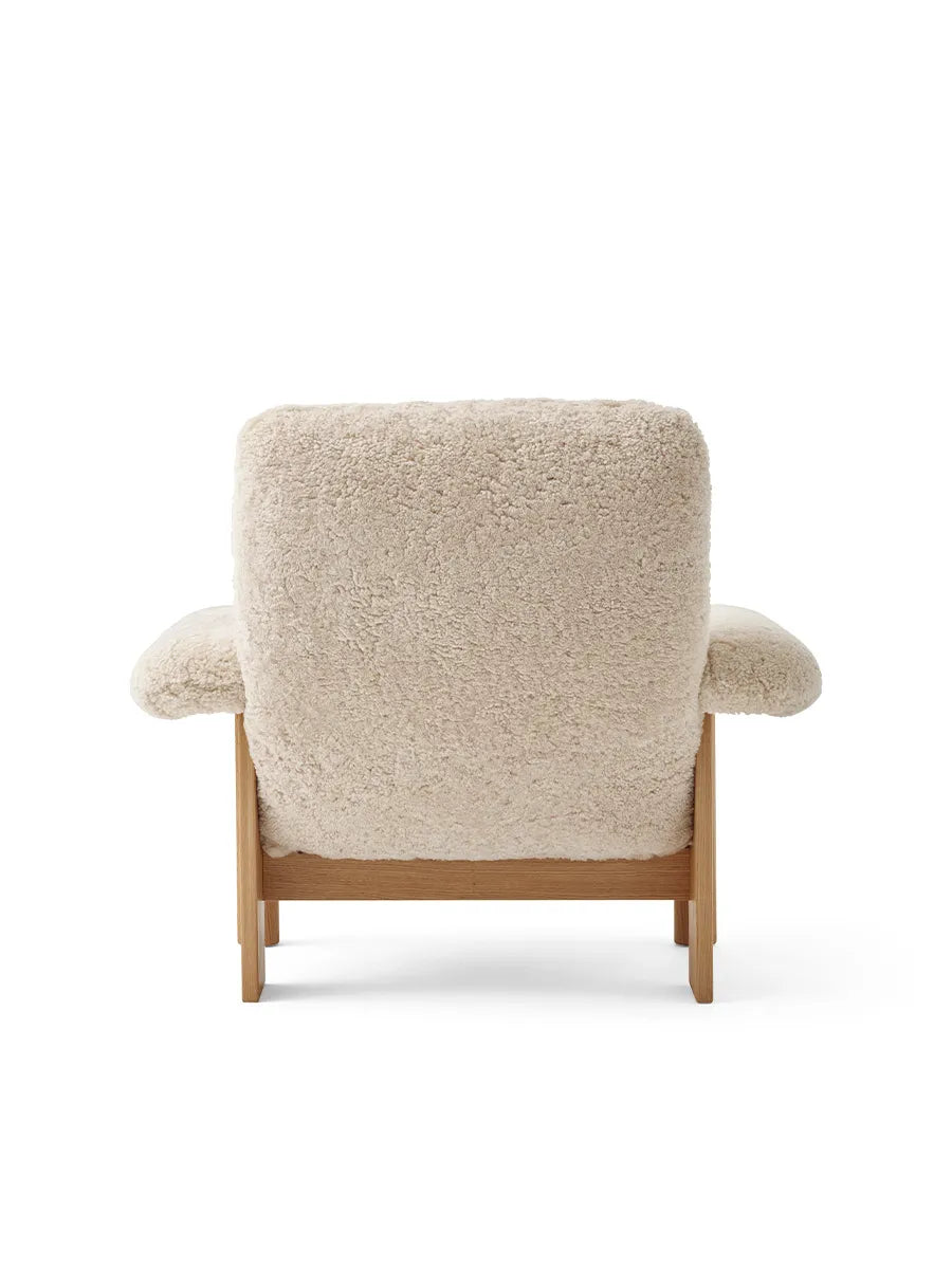 Brasilia Lounge Chair, Natur Eiche Schaffell Nature von Audo Copenhagen - 6 - Jacobsen Plus