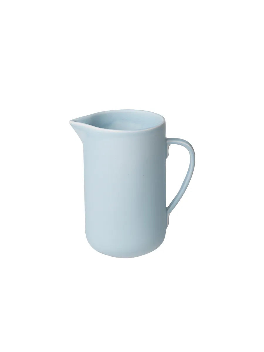 Pisu 14 Pitcher, himmelblau von Louise Roe - 1 - Jacobsen Plus