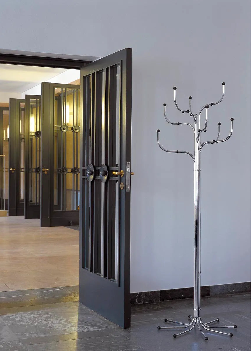 Coat Tree von Sidse Werner - 2 - Jacobsen Plus