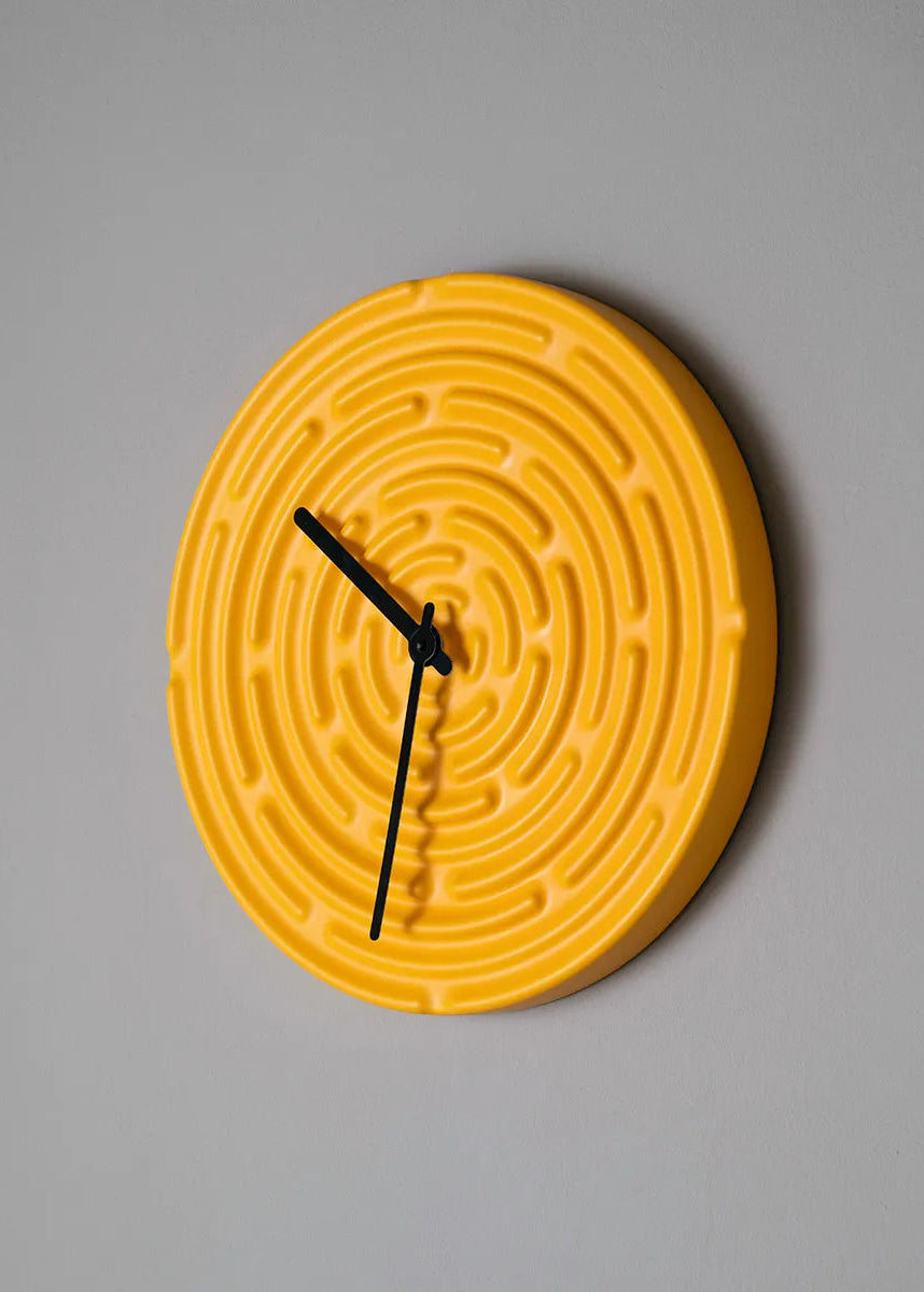 Minos Wanduhr, freesia yellow fra raawii - 2 - Jacobsen Plus