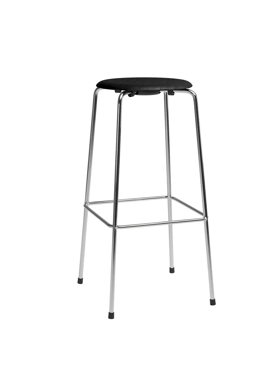 Dot Hoher Barhocker m. 4 Bein, schwarz lackiert Esche von Arne Jacobsen - 1 - Jacobsen Plus