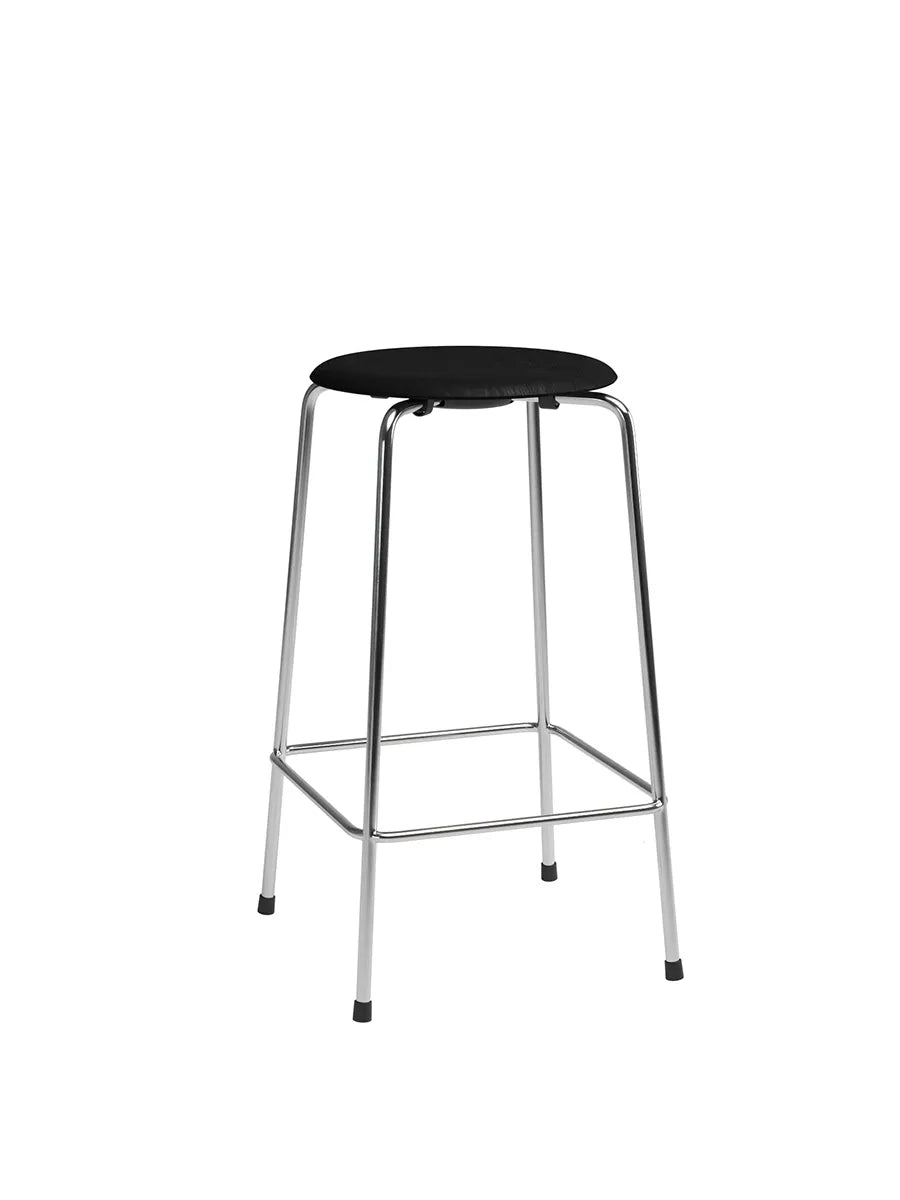 Dot Barhocker m. 4 Beinen, schwarz lackiertem Esche von Arne Jacobsen - 1 - Jacobsen Plus