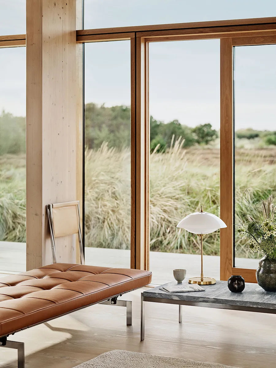 Clam™ Tischleuchte von Fritz Hansen - 7 - Jacobsen Plus