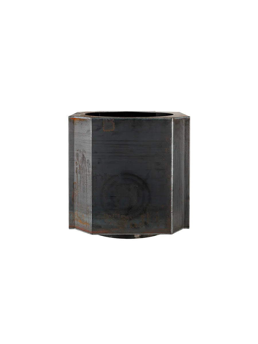 Funki Pot, medium von Louise Roe - Rohes Eisen - Jacobsen Plus