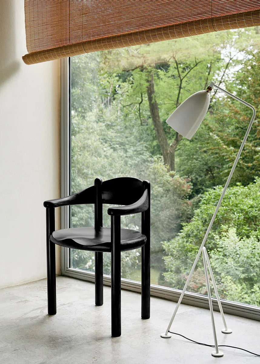 Daumiller Armchair, schwarz von GUBI - 2 - Jacobsen Plus