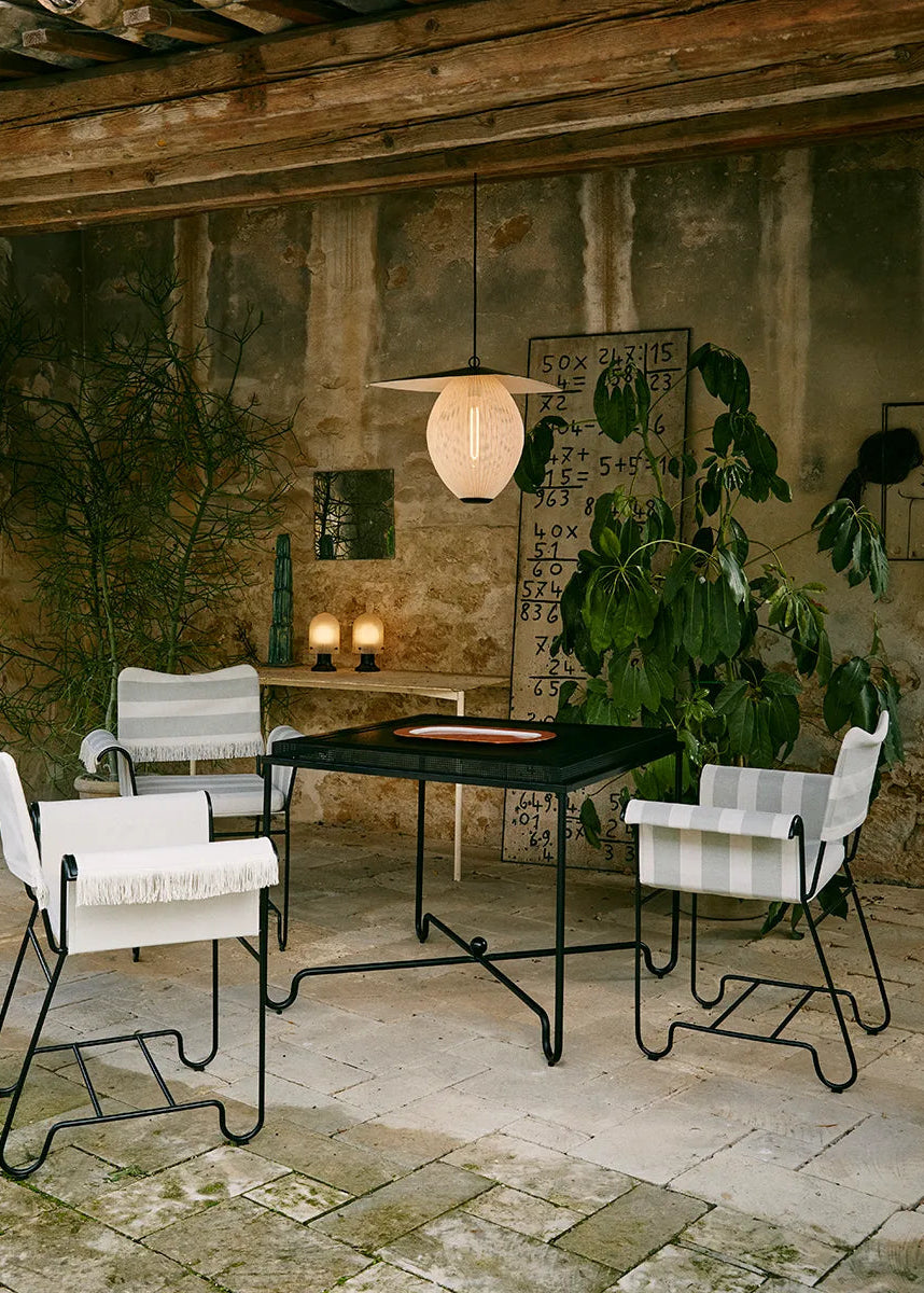Tropique Outdoor Esstisch von GUBI - 2 - Jacobsen Plus