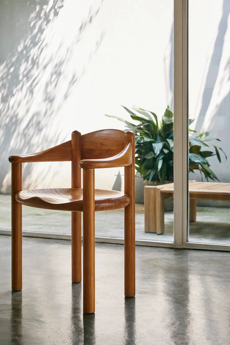 Daumiller Armchair von GUBI - 5 - Jacobsen Plus