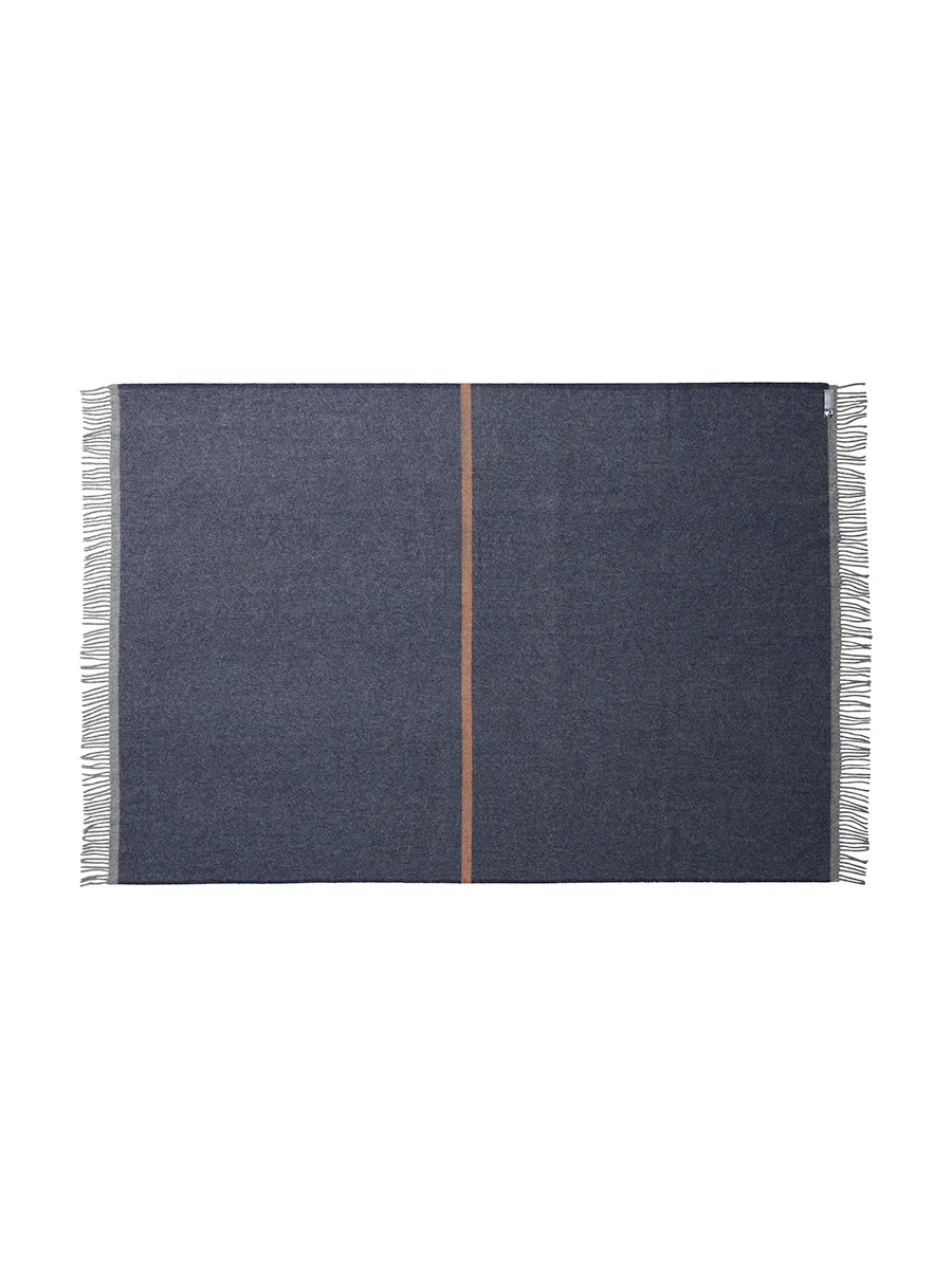 Alrø Decke, grey navy von Silkeborg Uldspinderi - 3 - Jacobsen Plus