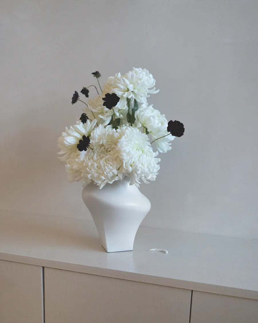 Nami Vase von Hein Studio - 6 - Jacobsen Plus