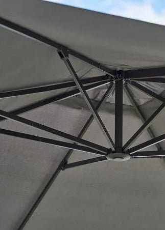 Hyde Luxe Sonnenschirm, 3x4 m inkl. Fuß von Cane-line - 1 - Jacobsen Plus