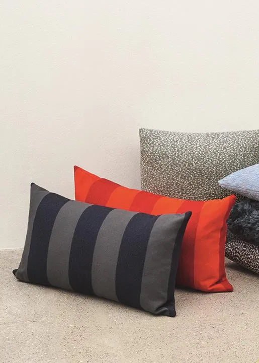 Reflex Kissen, 45 x 75 cm von Kvadrat - 2 - Jacobsen Plus