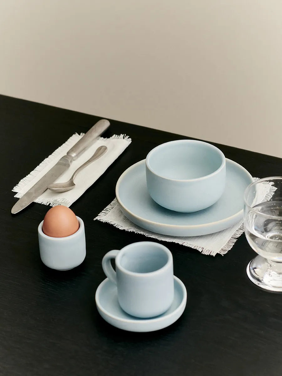 Pisu 18 Egg Cup, sky blue von Louise Roe - 2 - Jacobsen Plus