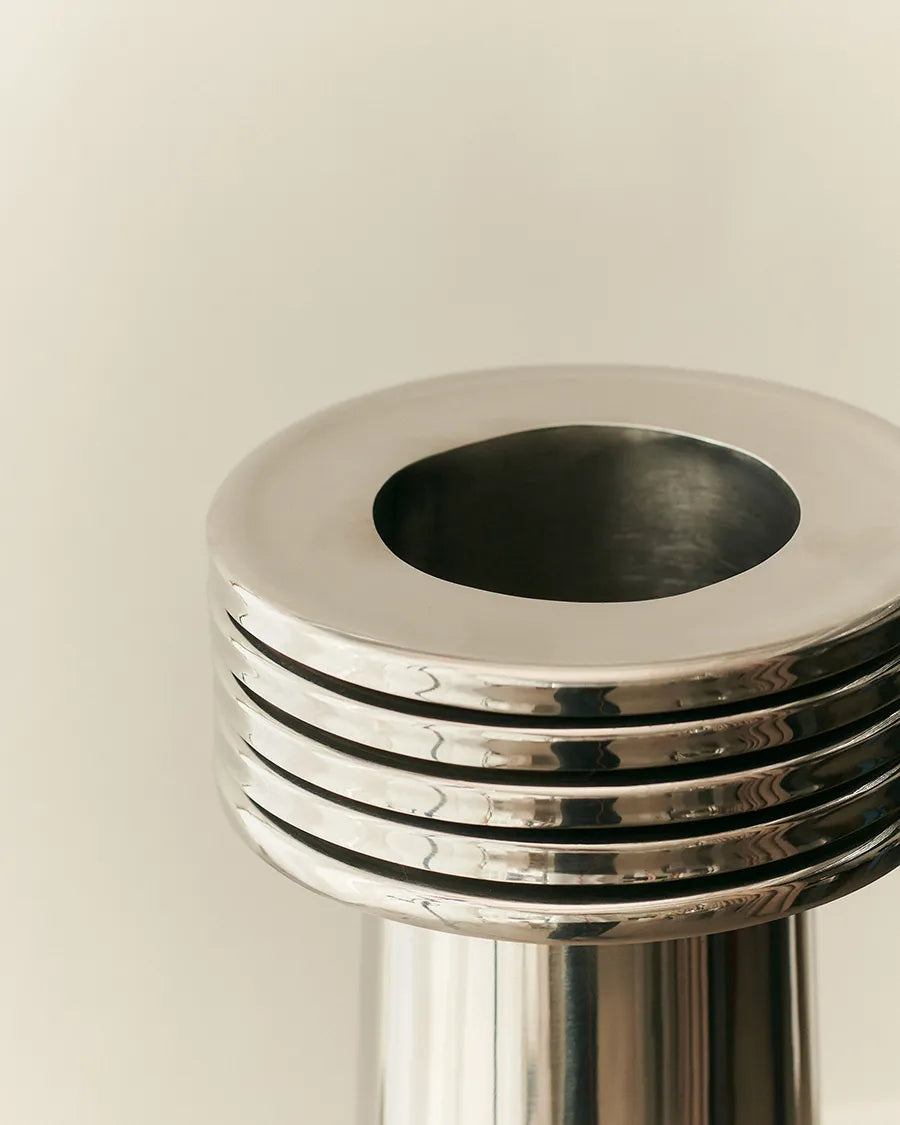 Fountain Vase 03 von Louise Roe - 2 - Jacobsen Plus