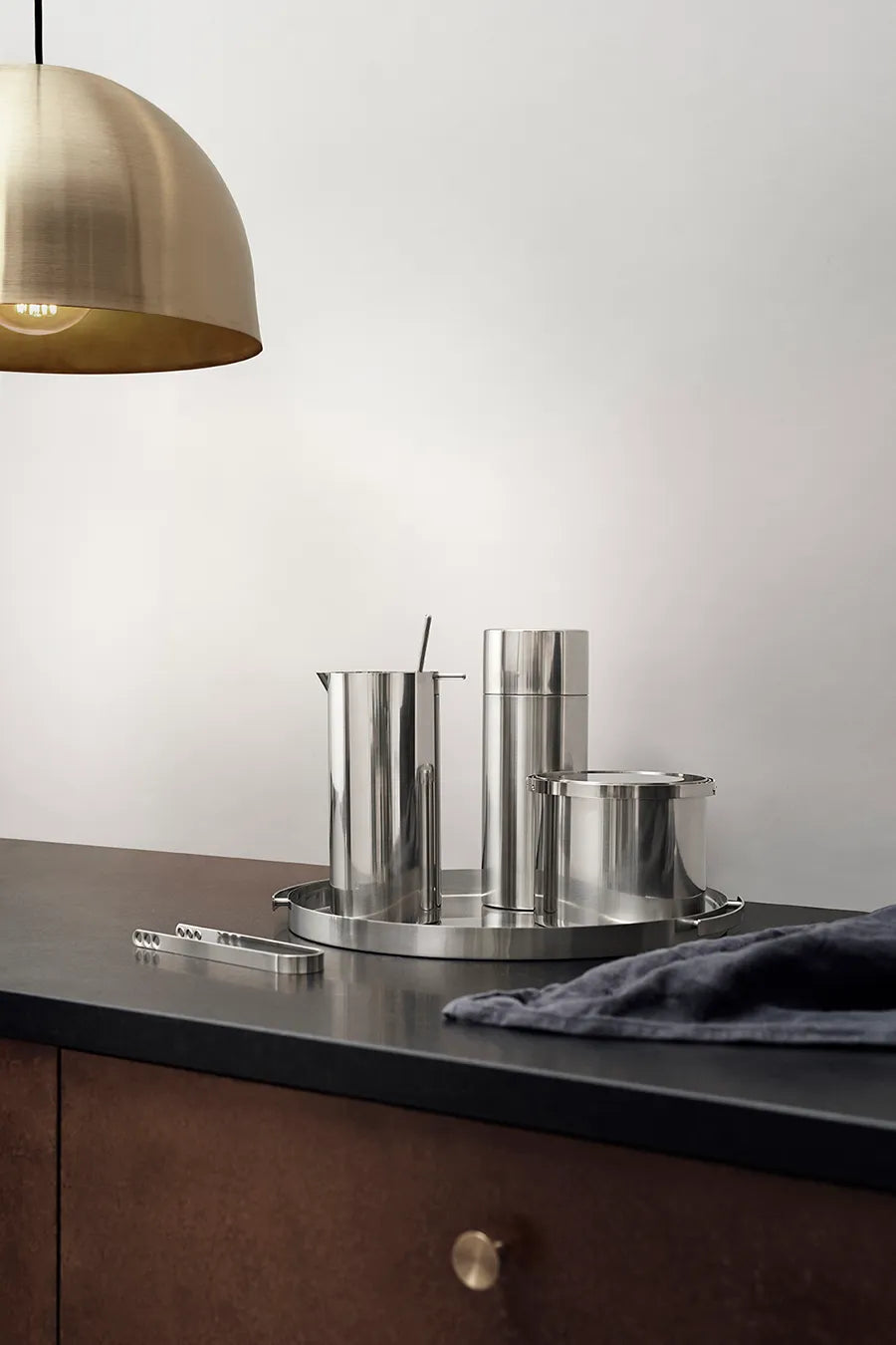 Arne Jacobsen Martini Mixer mit Löffel, 1 l von Stelton - 3 - Jacobsen Plus