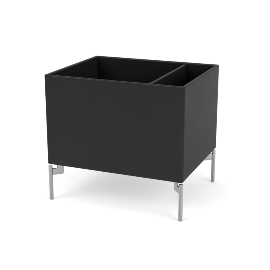 Plantekasse B46,8 cm D38, inkl. ben fra Montana - Black / Krom - Jacobsen Plus