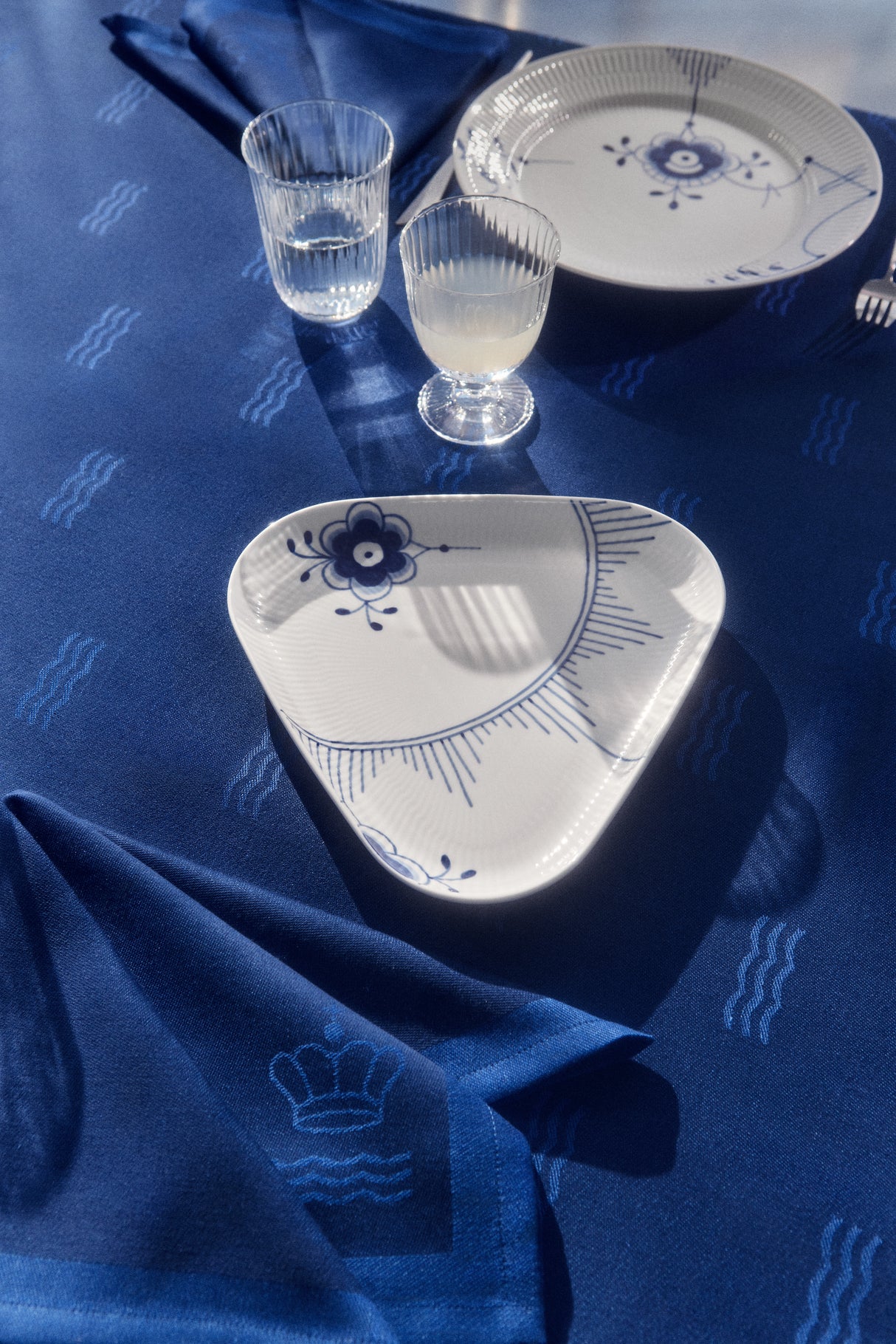 Royal Copenhagen Blue Fluted Mega Fad 23 cm - 2 - Jacobsen Plus