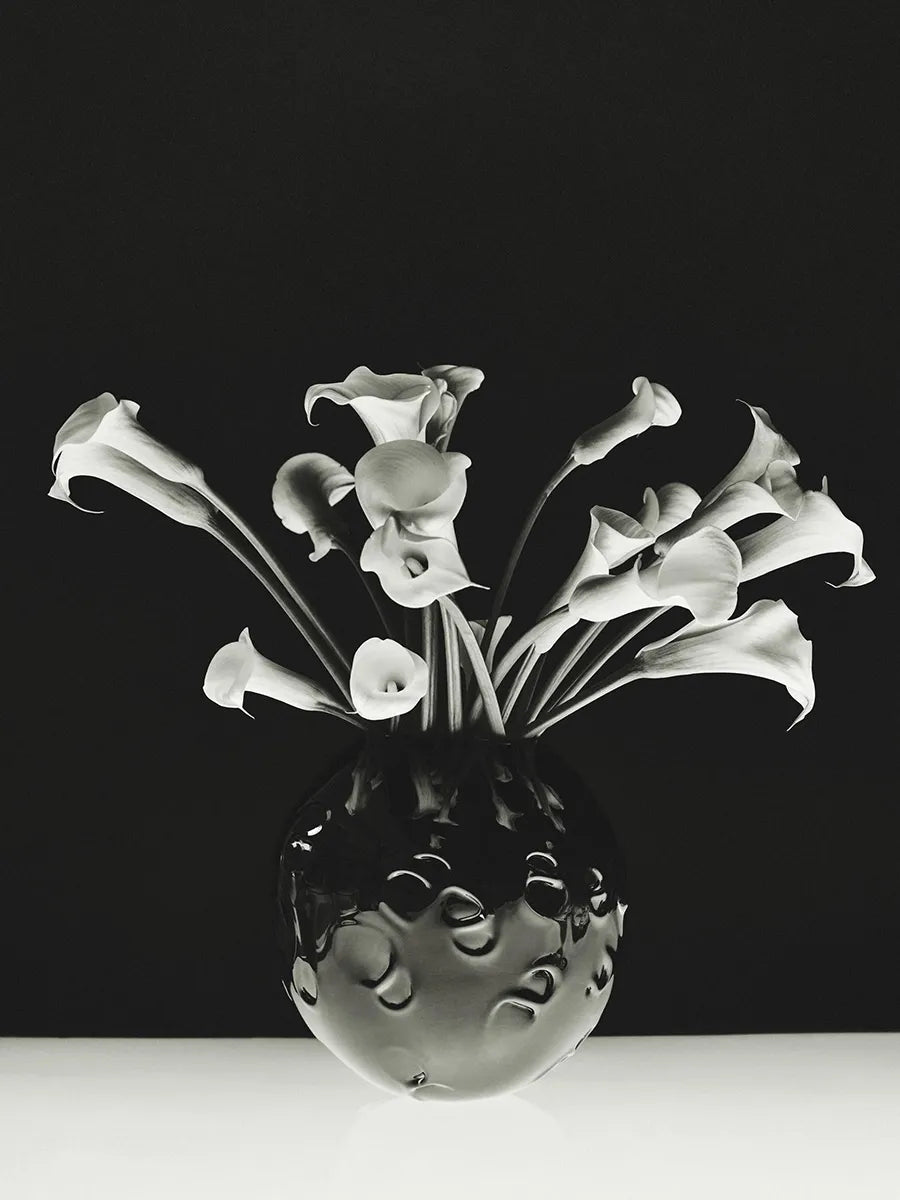 S.R. Vintage Vase Deco Black von Louise Roe - 2 - Jacobsen Plus