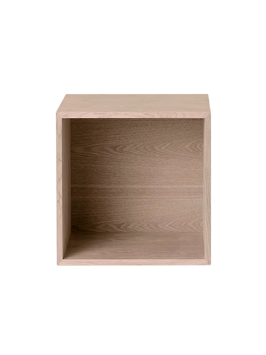 Stacked Regal, medium von Muuto - Eg / Geschlossen (mit Rücken) - Jacobsen Plus