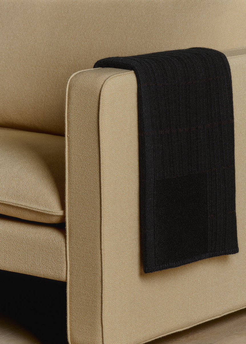 Grid Throw von Fredericia Furniture - 1 - Jacobsen Plus