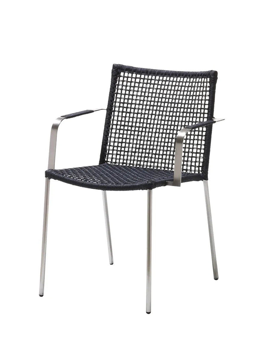 Straw Stuhl mit Armlehnen, rope von Cane-line - 1 - Jacobsen Plus