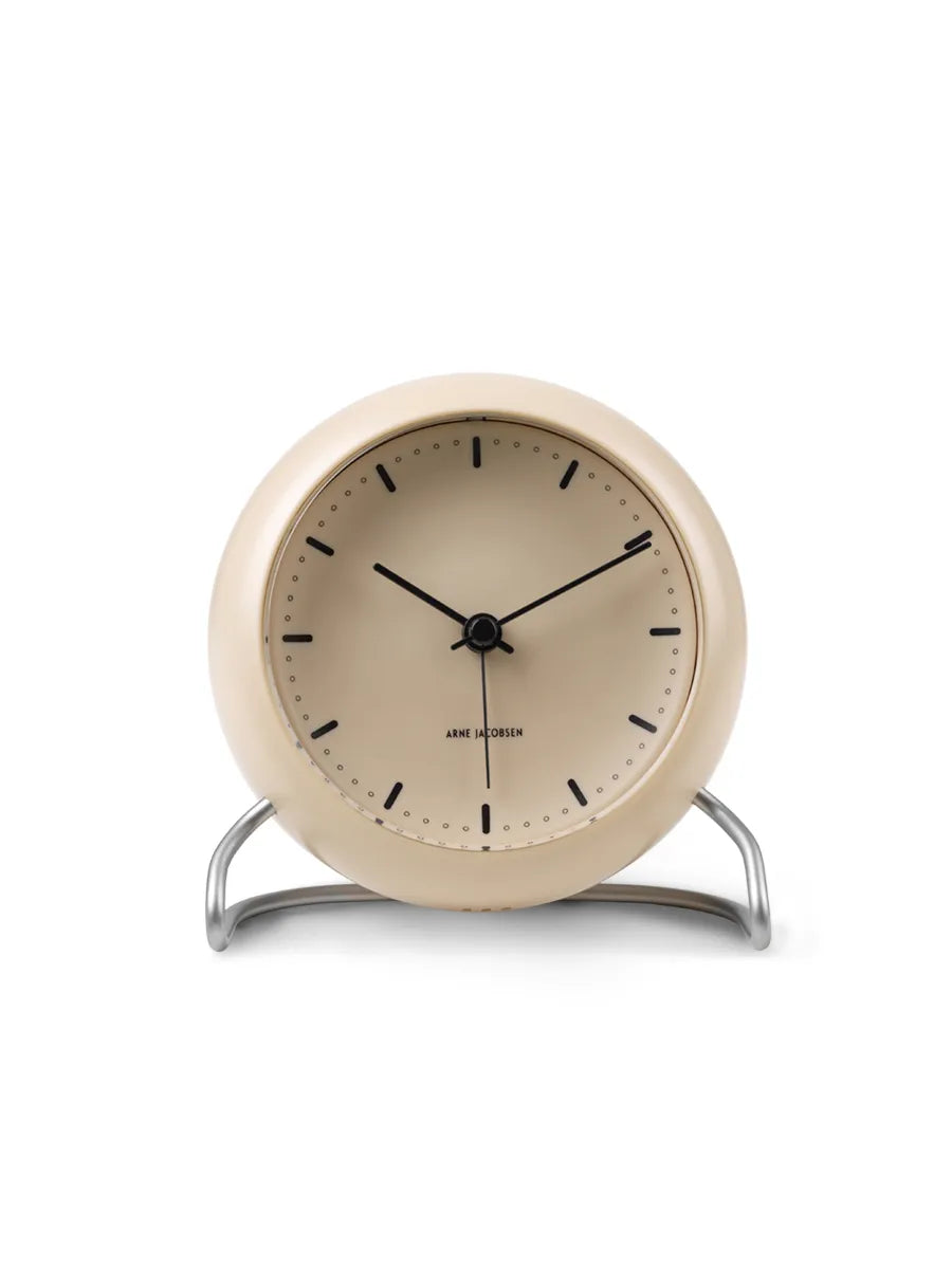 City Hall Bordur, sandy Beige von Arne Jacobsen - 1 - Jacobsen Plus