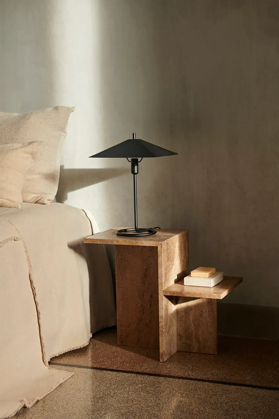 Distinct Side Table, Dunkelbrauner Travertin von Ferm Living - 2 - Jacobsen Plus