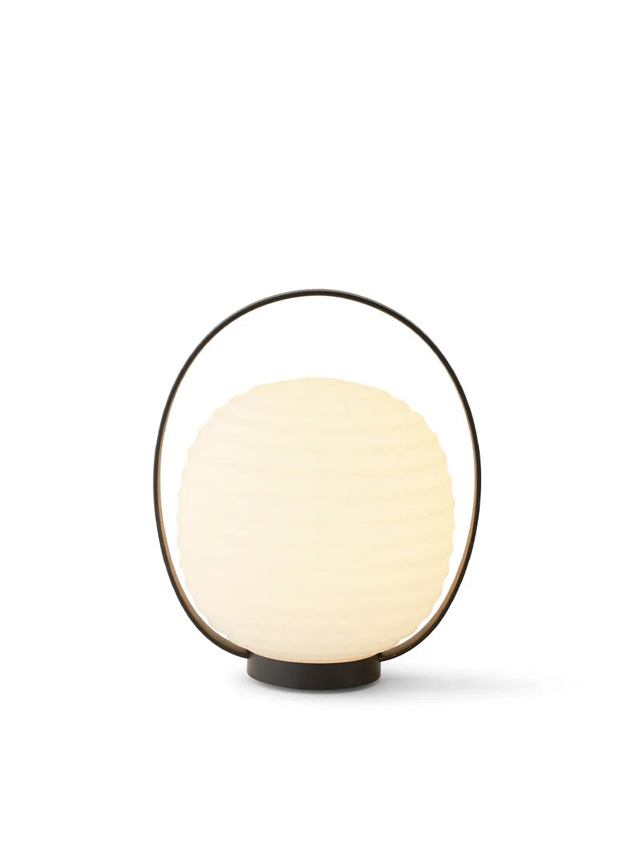 Lantern Portable Table Lamp von New Works - 9 - Jacobsen Plus