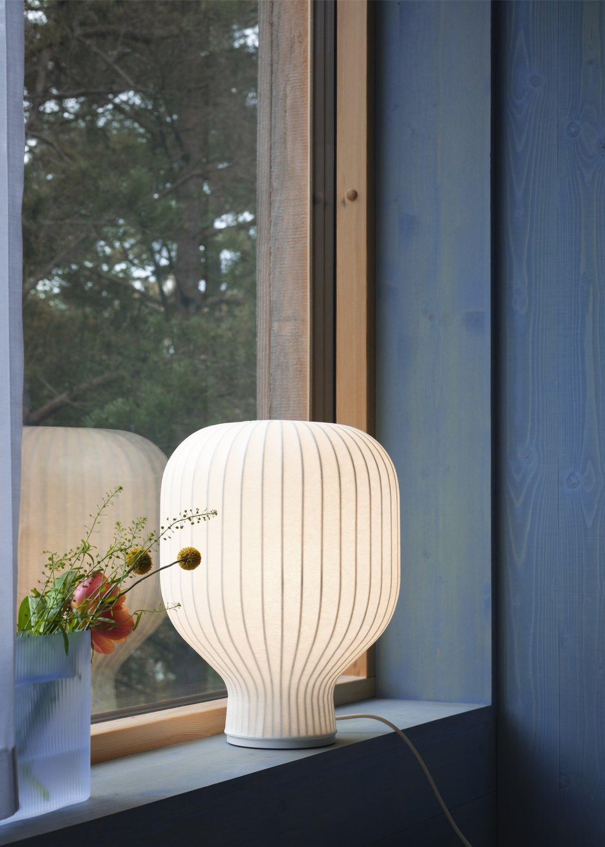 Strand Tischlampe Small von Muuto - 2 - Jacobsen Plus