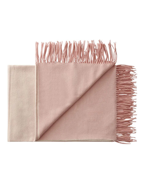 Franja Decke, pink/white von Silkeborg Uldspinderi - 1 - Jacobsen Plus