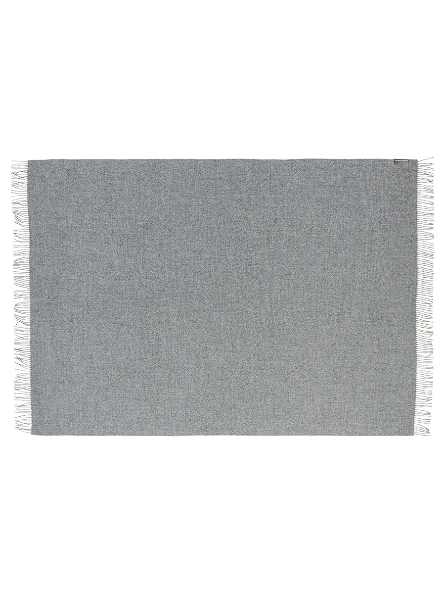 Arequipa Decke, medium grey von Silkeborg Uldspinderi - 2 - Jacobsen Plus