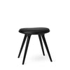 Low Stool, schwarzgebeizte Buche, schwarz Ultra Leder, 47 cm Hocker von Mater