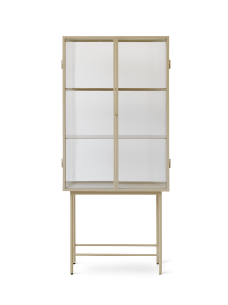 Haze Vitrinenschrank, geriffeltes Glas von Ferm Living - Kaschmir - Jacobsen Plus