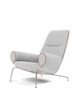 Queen Sessel von Hans J. Wegner - Hallingdal 116 Textil mit keder i Max 95 Cognac Leder - Jacobsen Plus