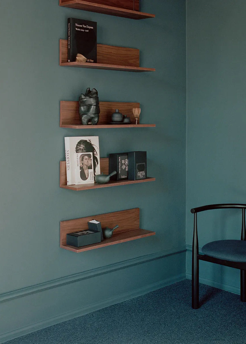Tana Wall Shelf, black stained oak fra New Works - 2 - Jacobsen Plus