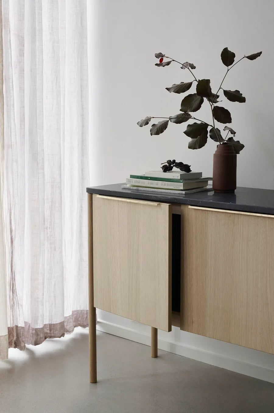 Skagerak Jut Cabinet fra Fritz Hansen - 12 - Jacobsen Plus